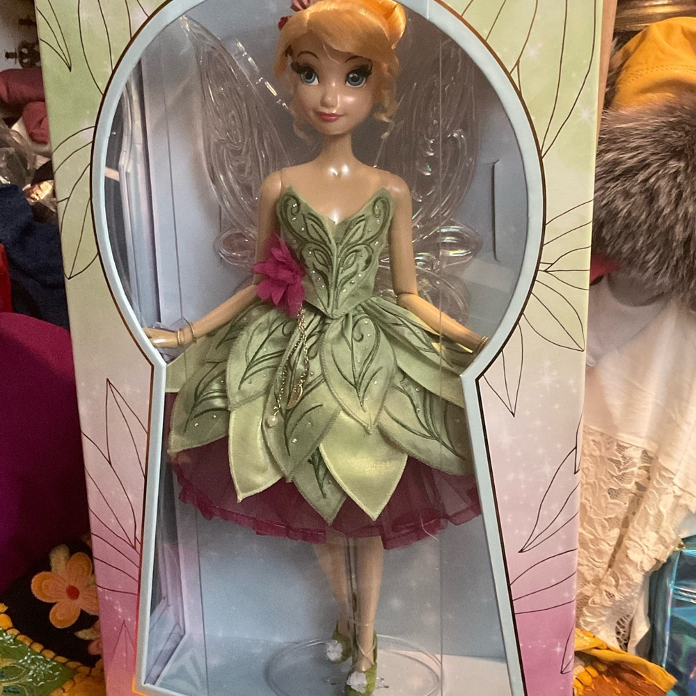 DISNEY   PETER PANS  75TH ANNAVERSARY  DOLL ‘’’TINKERBELL  ‘’’LTD 15.5 in  rare - Picture 5 of 5